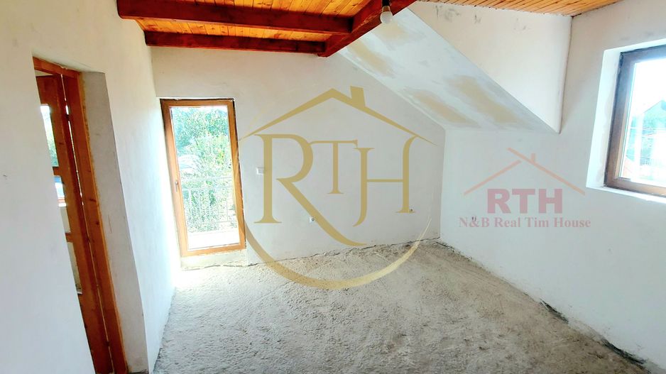 Casa de vânzare la gri plus teren in Chisoda. - Poză 20