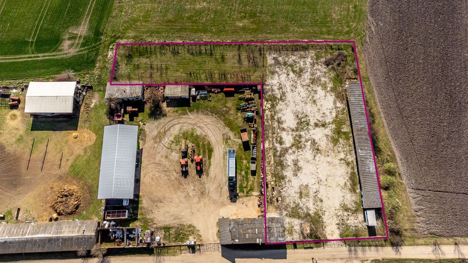 Teren intravilan cu potential multiplu in Horia - Poză 1