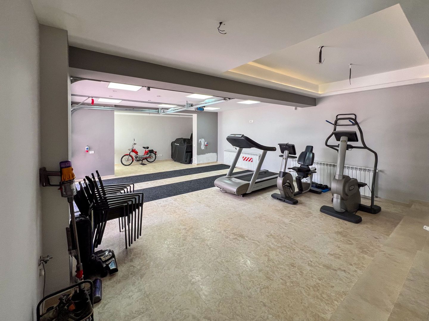 Ready to move  |  Vila premium cu piscina și jacuzzi încălzite - Poză 41