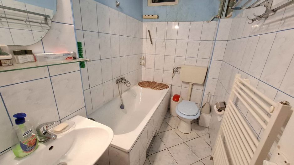 Apartament cu 2 camere de vanzare -Piata Victoriei Targu Mures - Poză 6