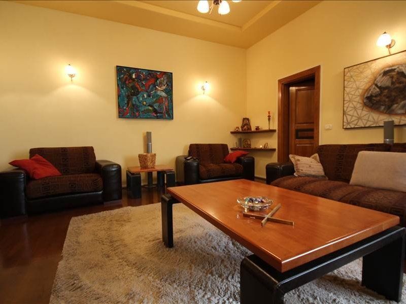 Vila frumoasa de vanzare in zona Balcescu! - Poză 2