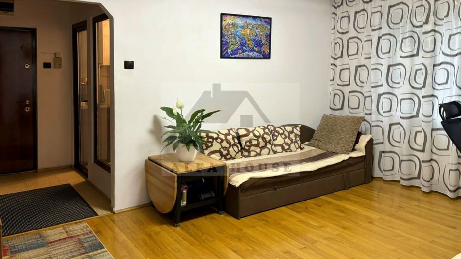 Apartament cu patru camere, zona Centrul Civic - AFI Mall,  74 mp - Poză 1