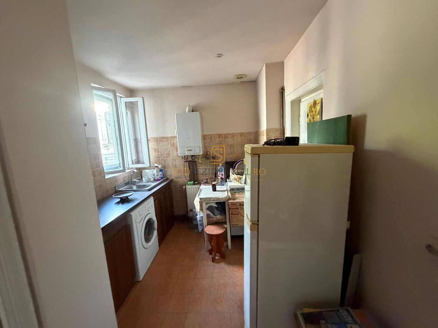 Apartament cu 4 camere în zona Universitate – proprietate cu istorie - Poză 9