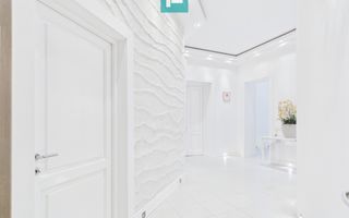 Apartament deosebit în clădire istorică central - Poză 6