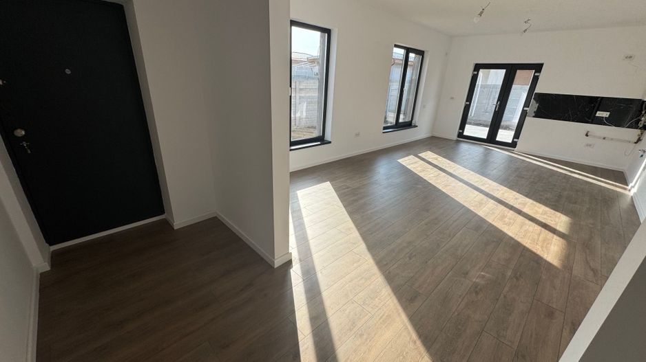 Case Mediteranene pe PARTER, 100m2 suprafata, curte 400m2, 0% comision - Poză 8