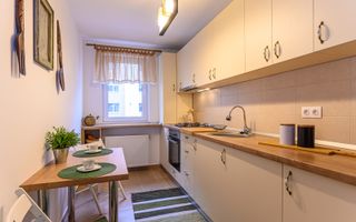 Cartier URBAN, lângă Mall Coresi, apartament 2 camere, mobilat, 550 euro - Poză 15
