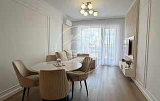 Apartament cu 3 camere de vânzare în Prima Arena, Oradea