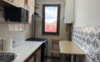 Apartament etaj 1 cu centrala si aer conditionat - Poză 4