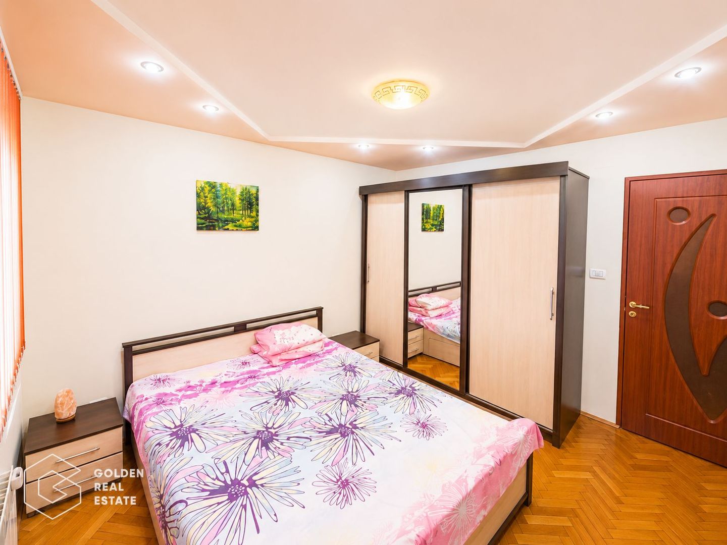 Apartament superb, 2 camere, etaj 1, C. Romanilor - Poză 8