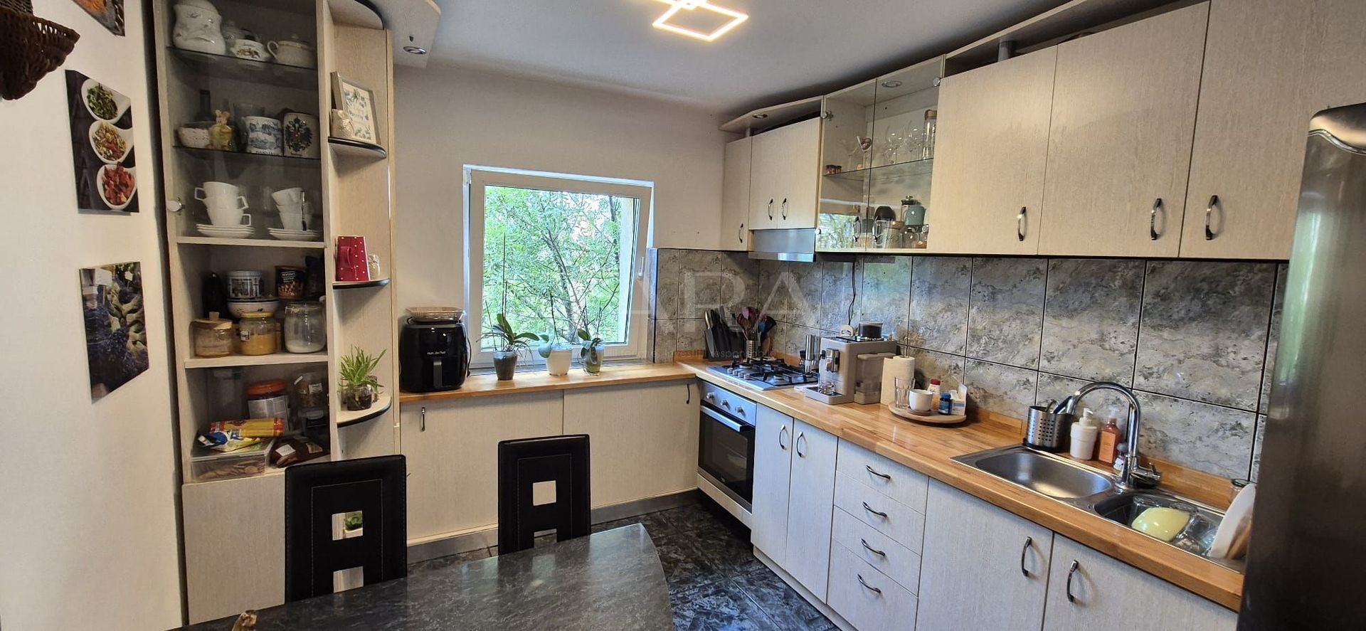 Vanzare apartament 4 camere, zona Kaufland, Marasti. - Poză 2