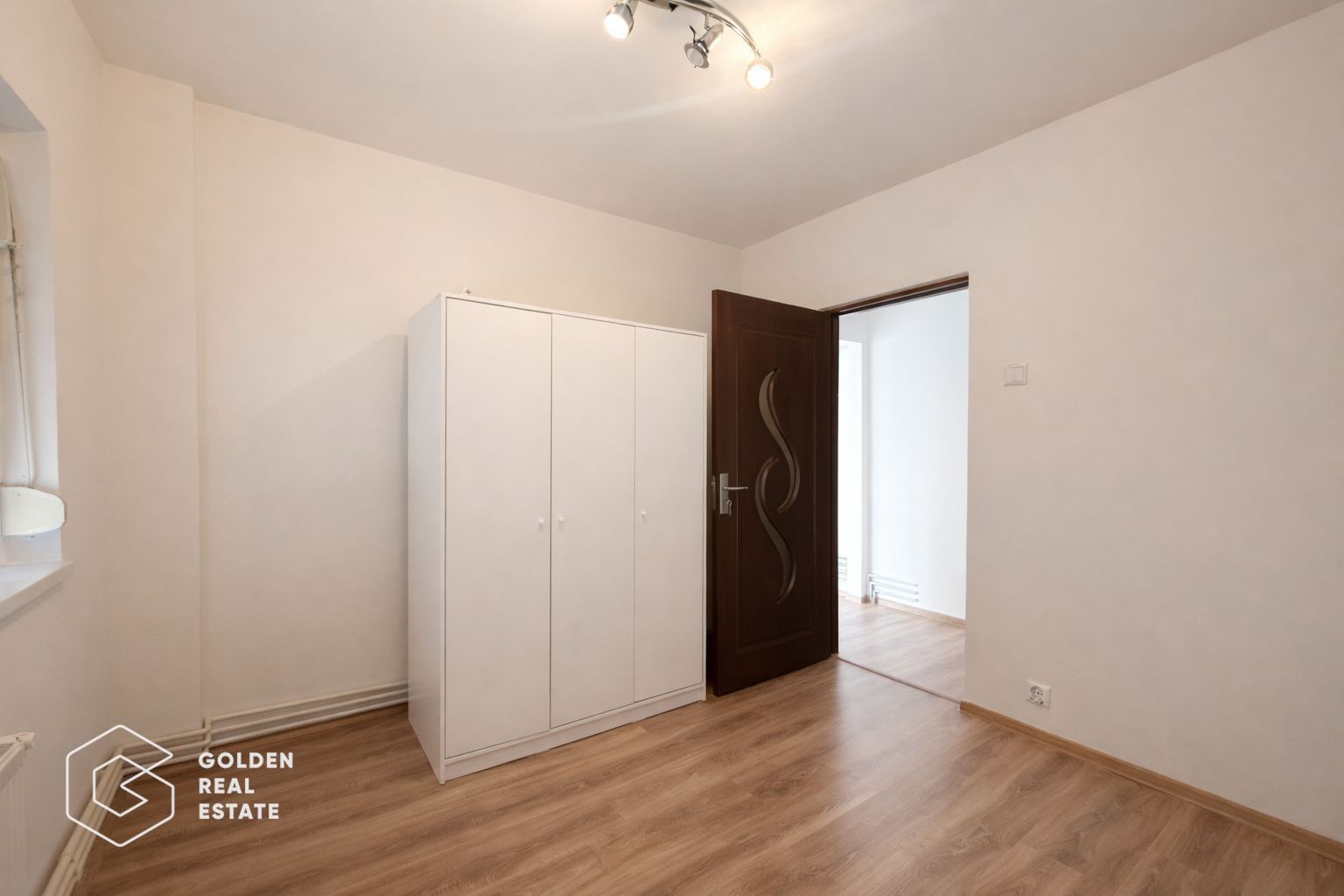Apartament 3 camere, decomandat, zona Micalaca - Poză 6