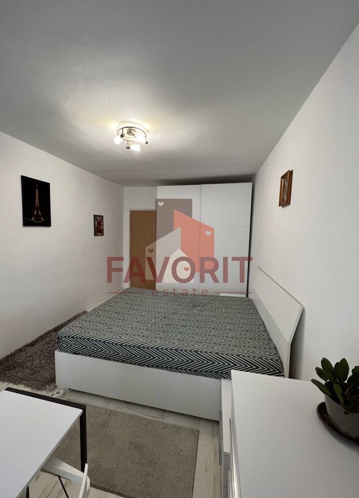 Centrala proprie. Complet renovat. Mobilat si utilat. - Poză 4