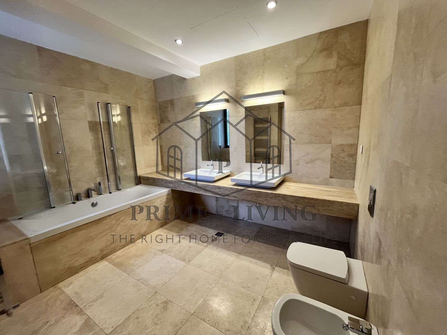 GORGEOUS 4-ROOM APARTMENT NEAR VERDI PARK - Poză 12