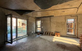 Vila individuala 4 camere Otopeni-23 August - Poză 16