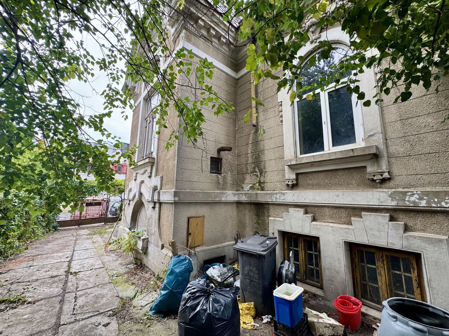 Vila interbelica si teren 501 mp in proprietate, un sigur proprietar ! - Poză 8