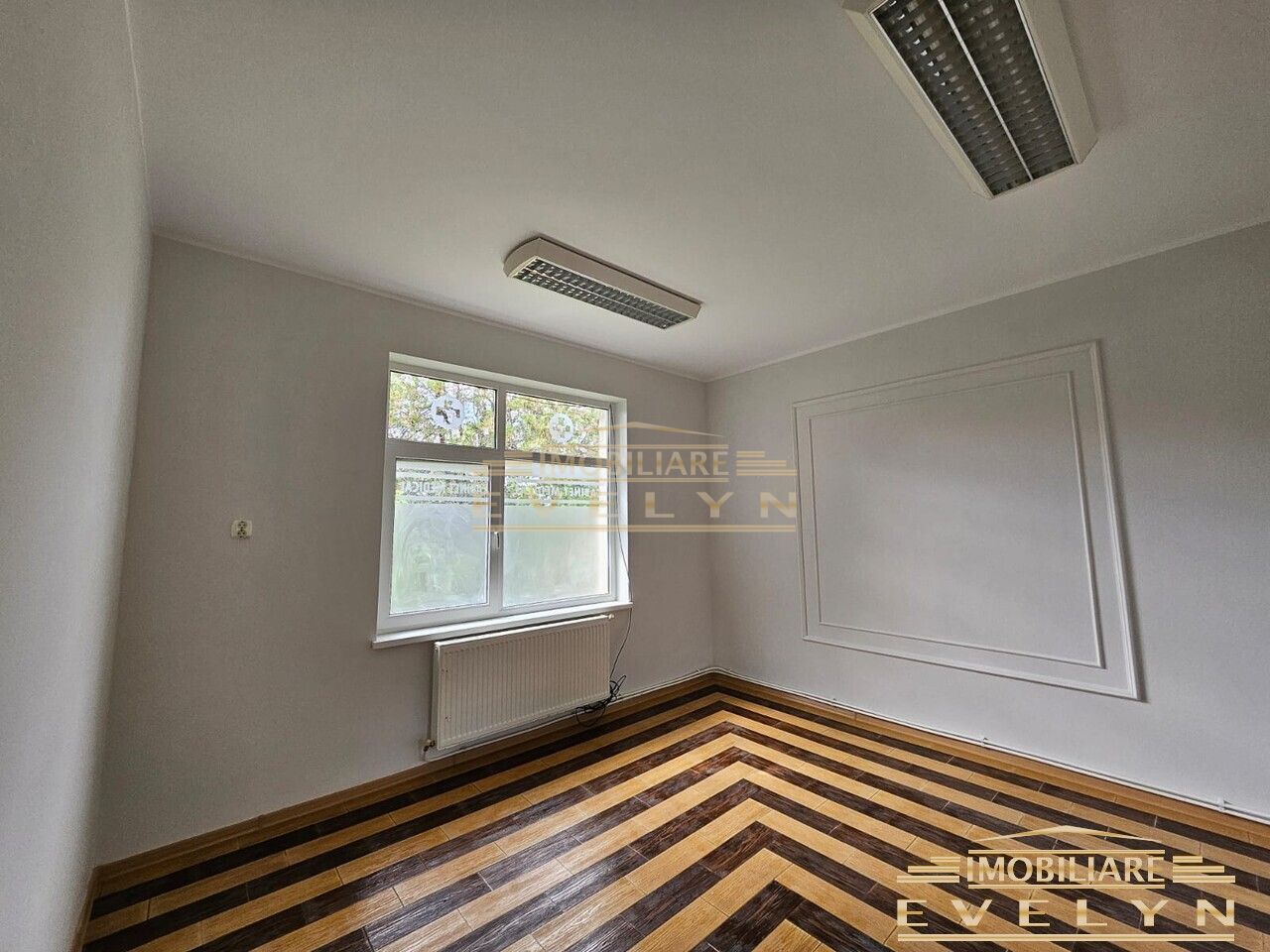 Spatiu comercial de inchiriat/vanzare, suprafata de 76 mp, zona Curtesti - Poză 4