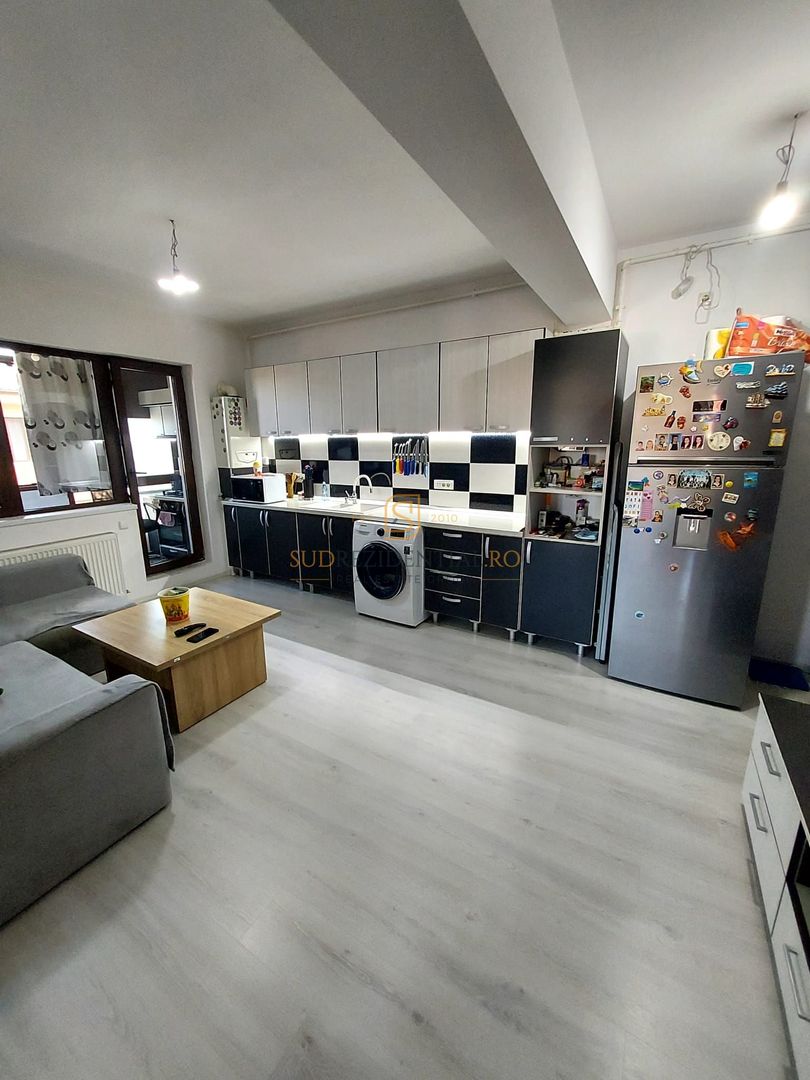 Rahova,Soseaua Salaj, apartament 3 camere mobilat, comision 0% - Poză 8