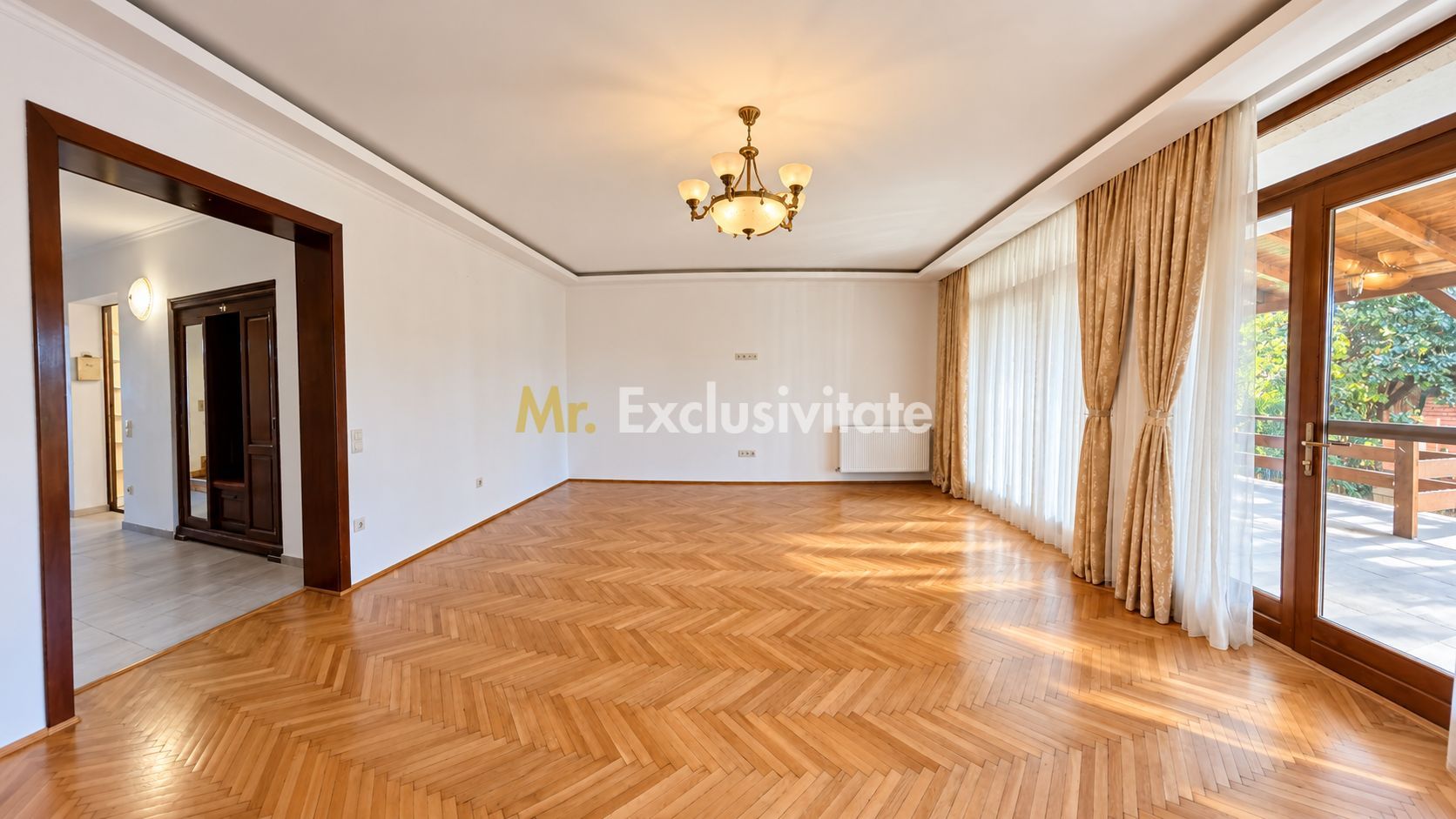 De Vânzare Casă P-ța de vechituri - Poză 2