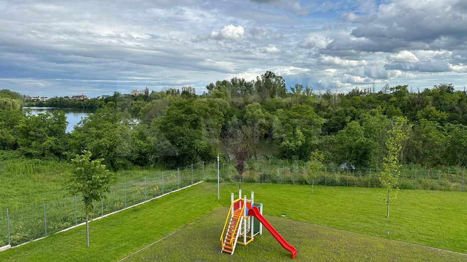 Vânzare, apartament, 3 camere, zona Sisești, București - Poză 2