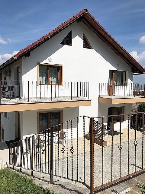 Casa / vila,  pensiune investitie zona Sacele, Brasov - Poză 3