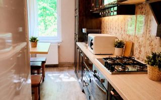 Apartament 4 camere in zona UMFST ( Romanu Vivu ) - Poză 2
