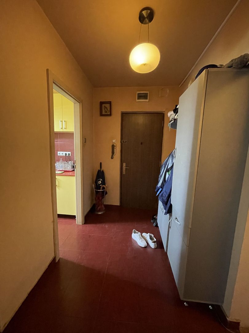 Apartament 4 camere, decomandat, zona excelenta, comison 0%. - Poză 6