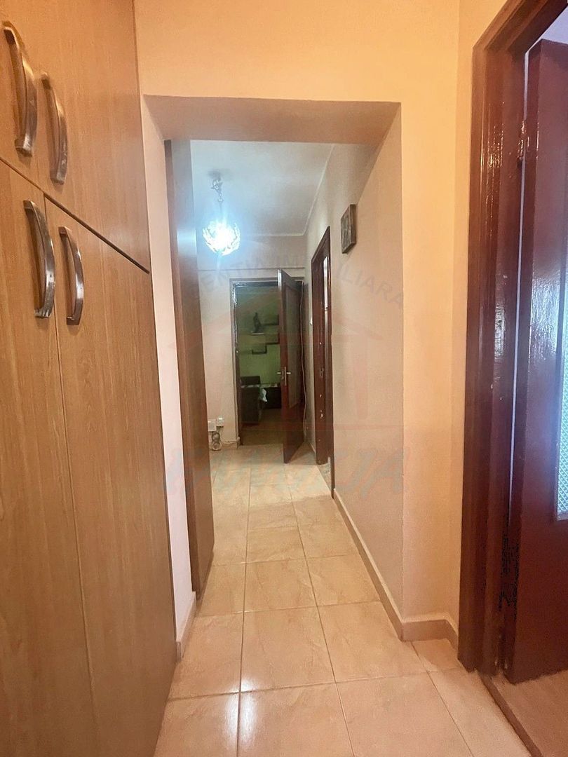 🏡 Apartament spațios 2 camere, decomandat, Mazepa – etaj 8, cu lift - Poză 4