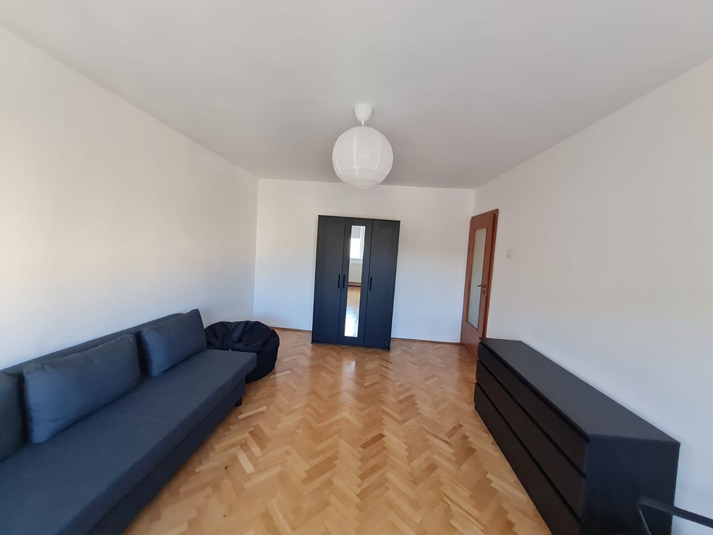 Apartament 2 camere zona Soarelui - Poză 1