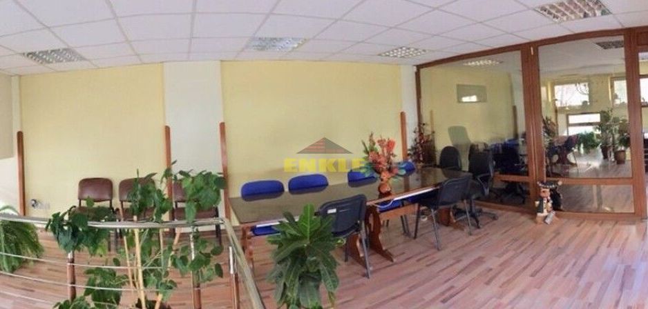 De închiriat spațiu pentru birouri pe două etaje, 100 mp, zona Ultracentrala - Poză 2