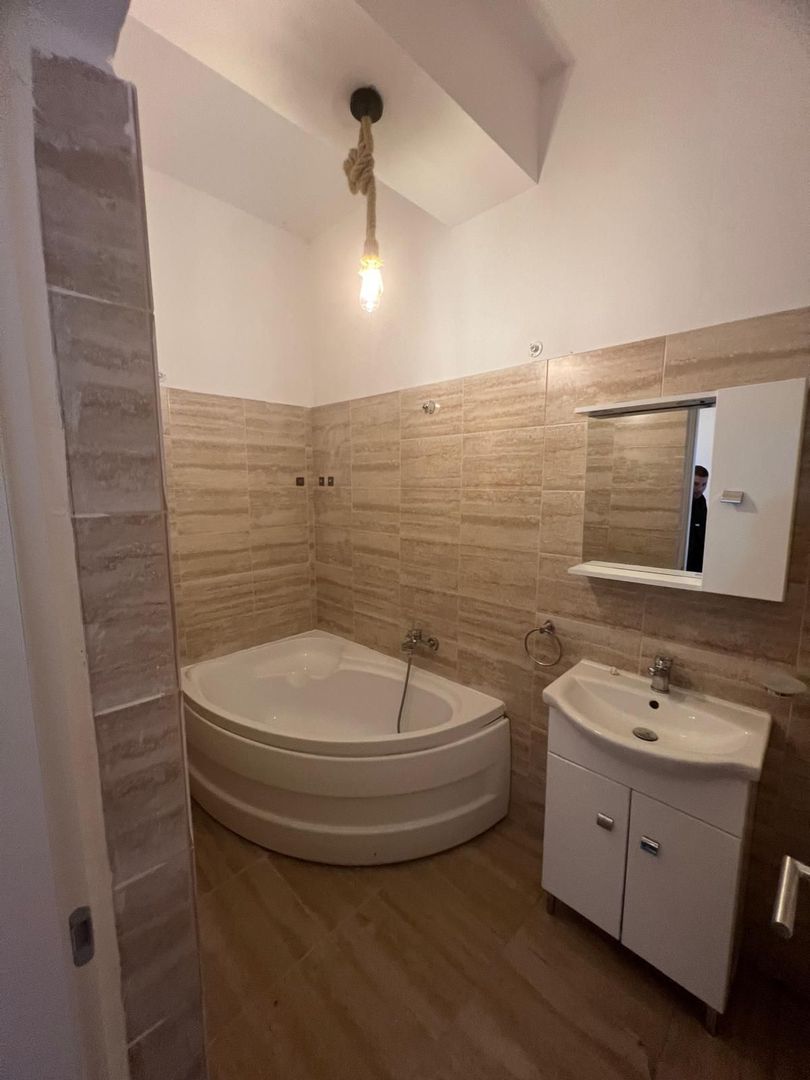 Apartament cu 2 camere de închiriat cu centrală proprie – Zona Obor - Poză 4