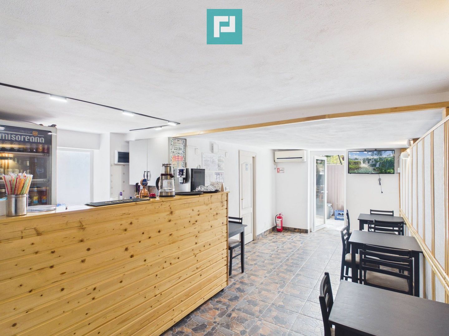 Casă + afacere activă | Venit 1100€/lună - Poză 9