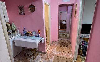 Nicolina 2 Prima Statie  Apartamet 3 Camere Decomandat Bloc Cadre 1985 - Poză 2