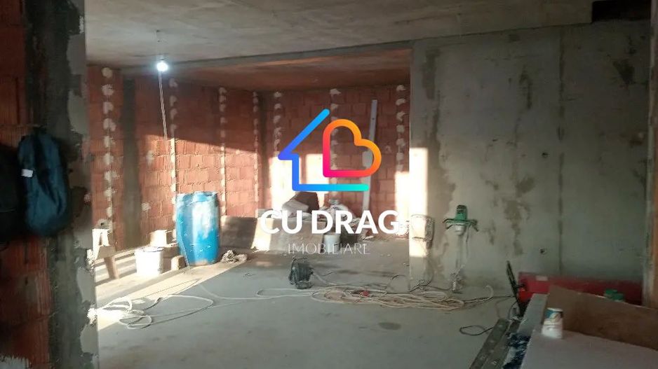 Casă pe un singur nivel, 3 dormitoare, living open-space, 2 băi, pod mansardabil și teren 500 mp – Cisnădie - Poză 5