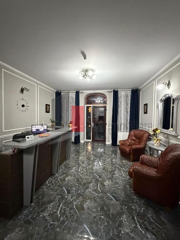Vila Pensiune in Busteni | zona centrala | afacere functionala - Poză 10