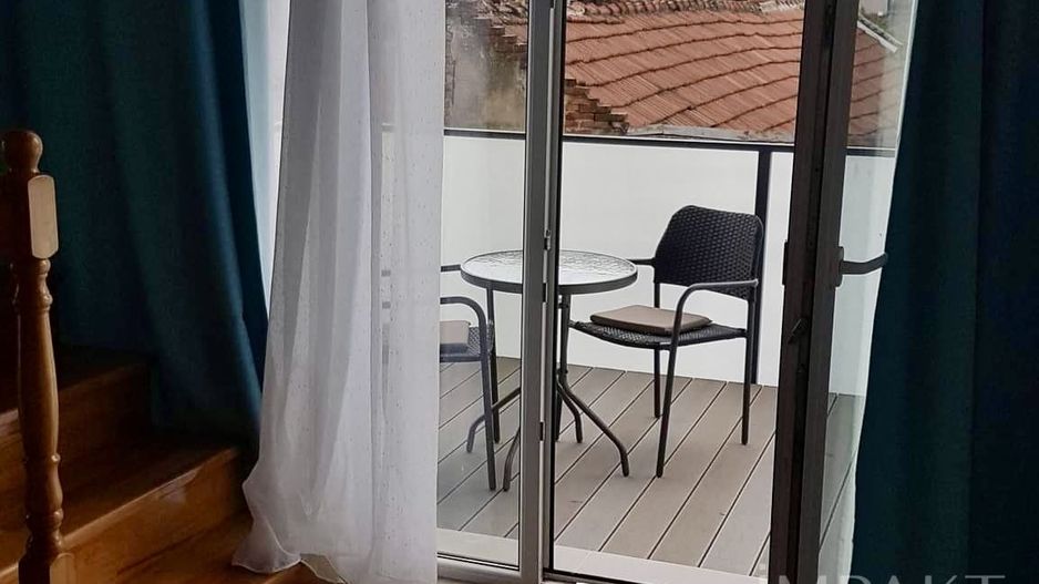 Apartament cu 3 camere in Zona Semicentrala - Poză 6