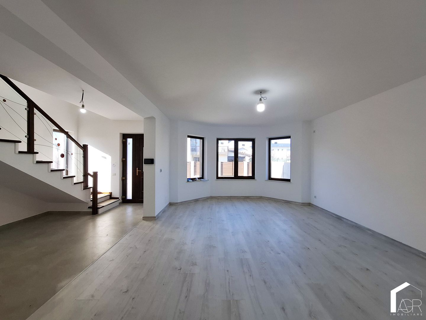 Vila P+1E, cu 5 camere, Paulesti - Poză 3