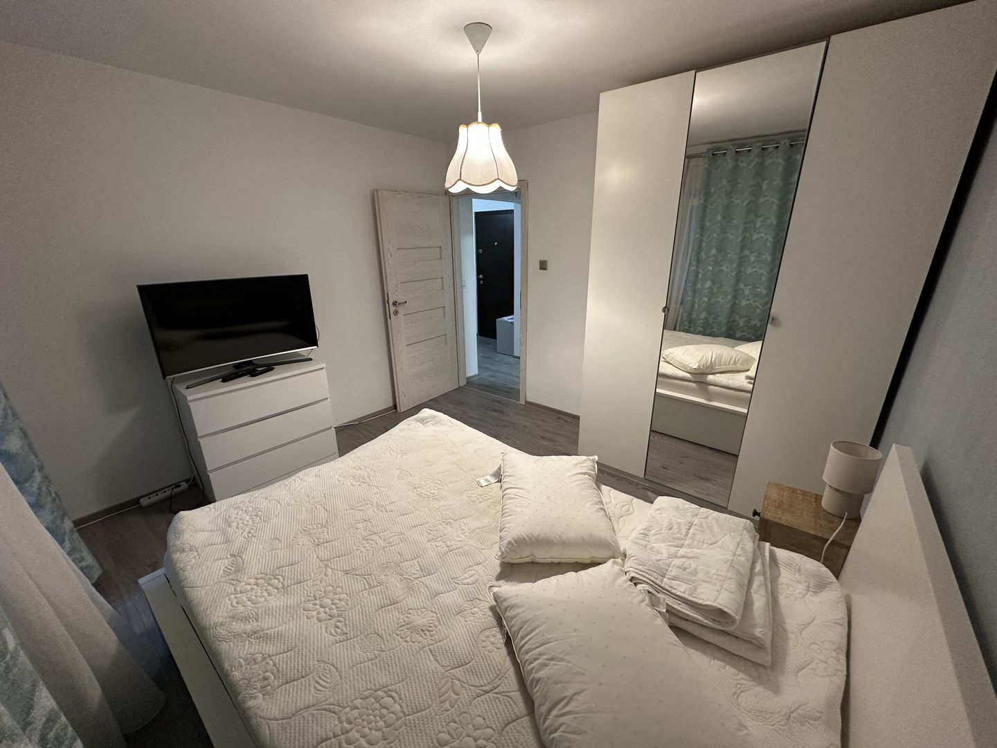 Apartament 3 camere  renovat in zona Lipovei - Poză 9