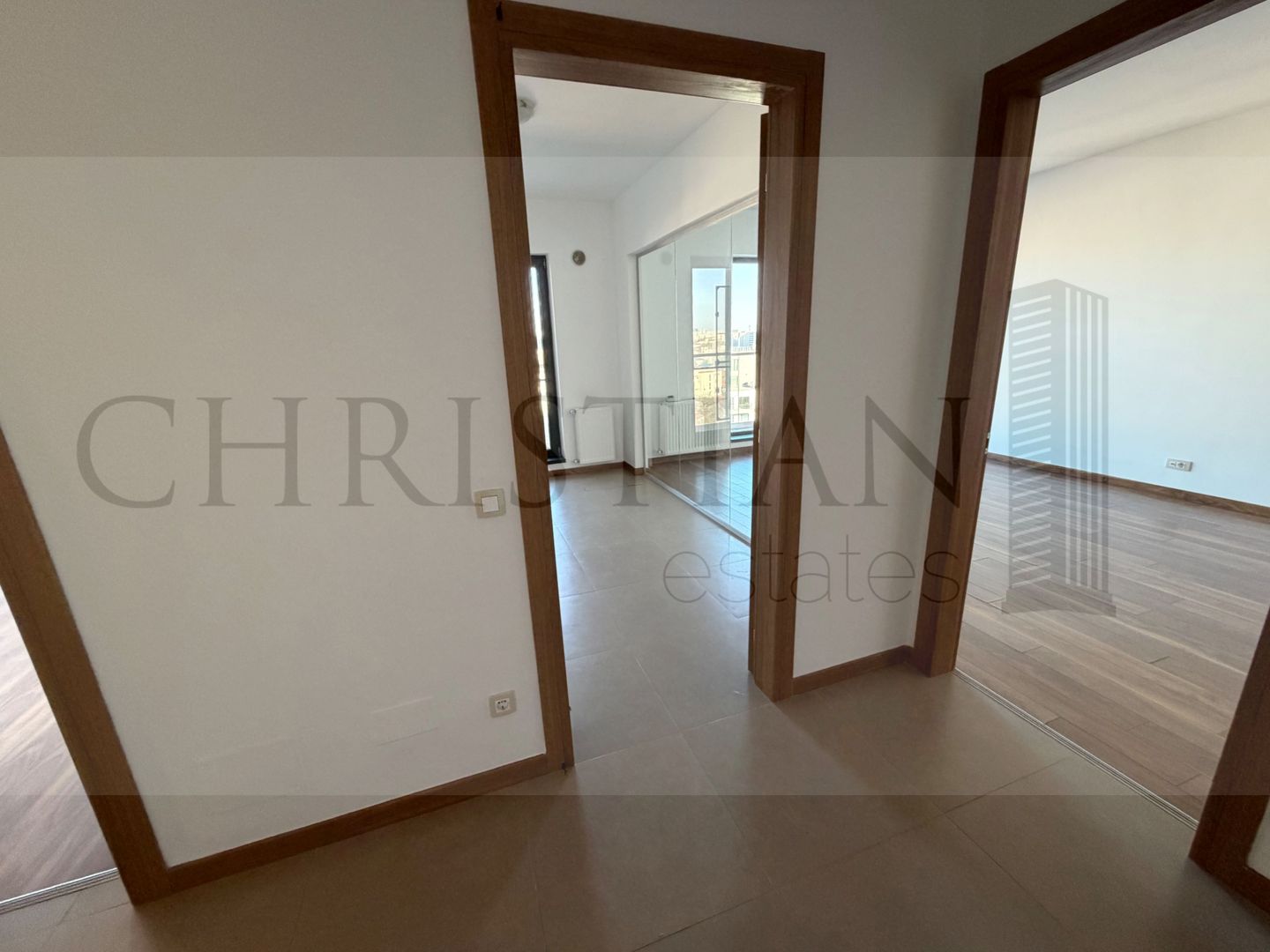 Birou 3 camere NEMOBILAT - Regie - 20th Residence - Parcare - Poză 8