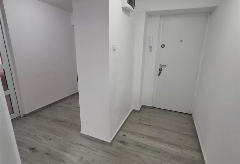 Balcescu 3 camere la casa - Poză 4