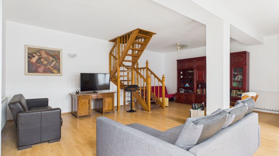 Casă individuală cu teren,  Andrei Șaguna -Traian - Poză 3