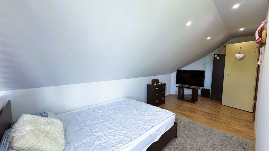 Casă Centrală 5 camere, Str. Andrei Mureșanu - Carei - Poză 23