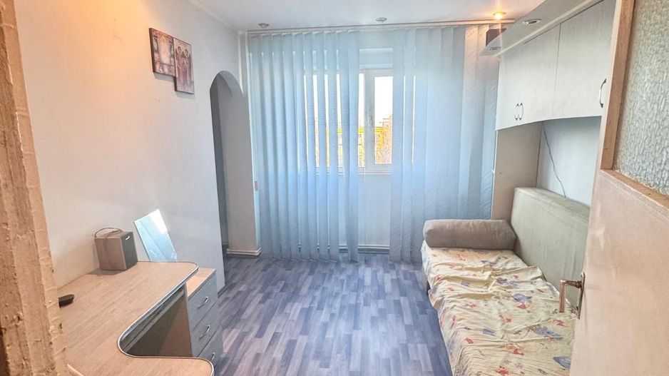 Apartament 3 camere de vânzare – Tineretului - Poză 1