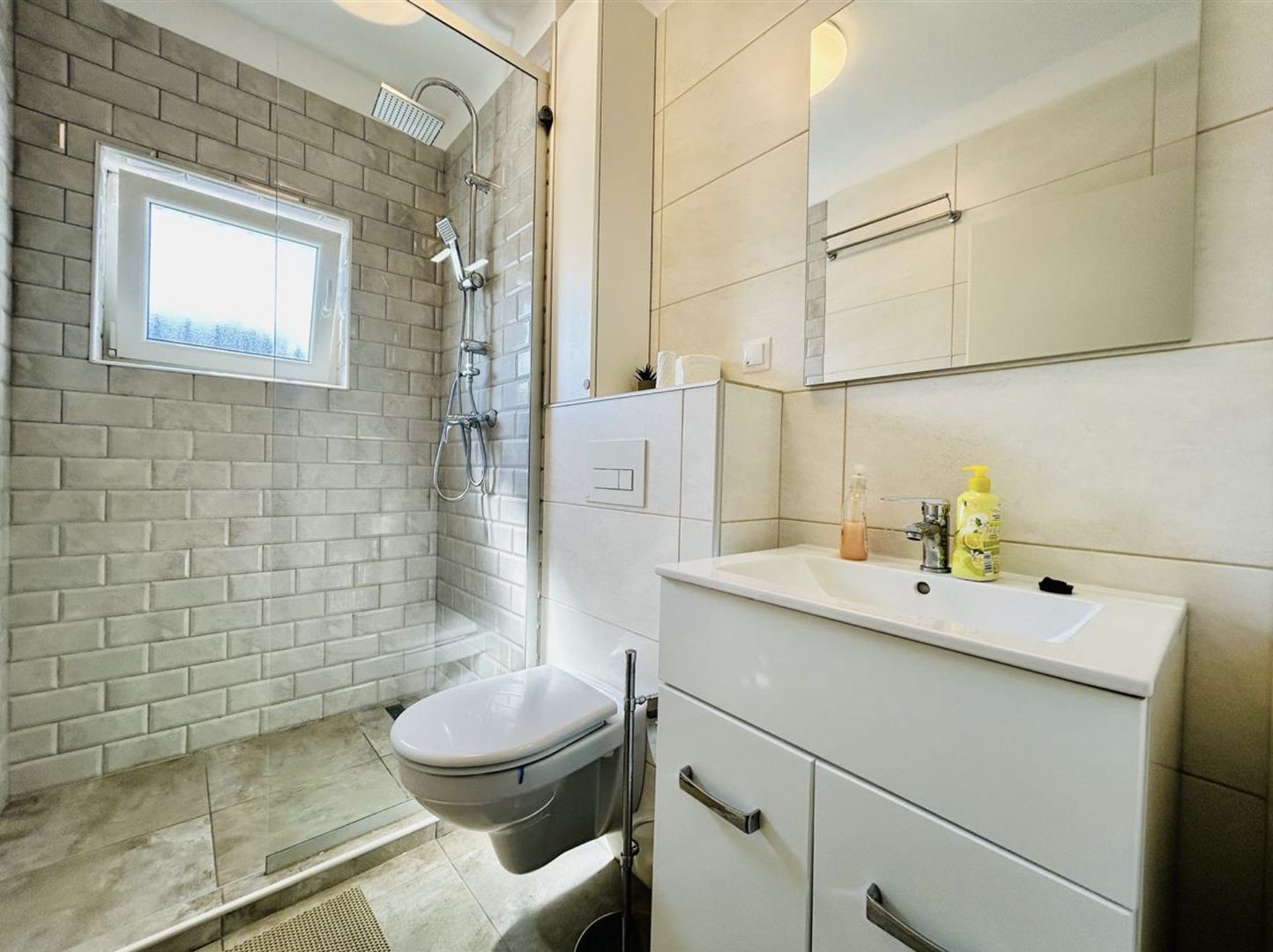 Penthouse la cheie, 4 camere, 2 bai, terasa mare, cart. Kogalniceanu - Poză 16