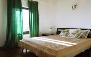 3 Camere,  Natiunile Unite - Palatul Parlamentului, Mobilat lux - Poză 13