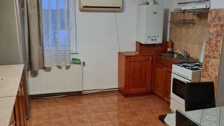 BRASADAS vinde ap 3 cam etaj 4/4 in Micro 17. - Poză 1