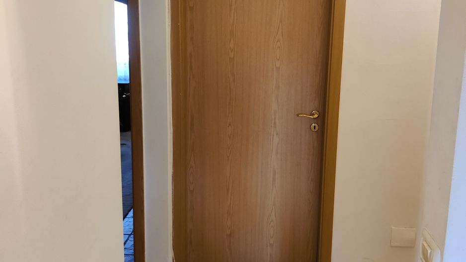 APARTAMENT  4 CAMERE C.ARADULUI 650 EURO - Poză 16