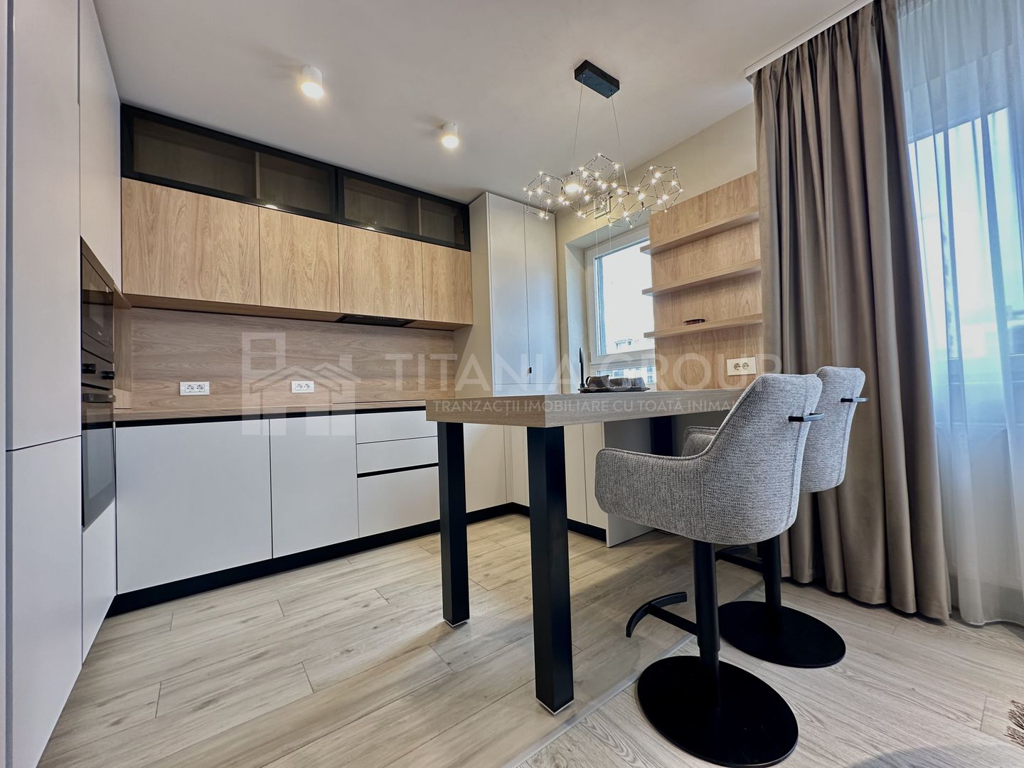 Prima Închiriere - Apartament superb 2 camere, boxă, parcare, Kasper Coresi - Poză 2