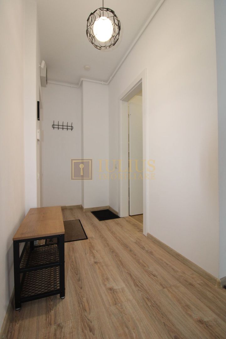 Vivalia -Take Ionescu; loc de parcare - Poză 10