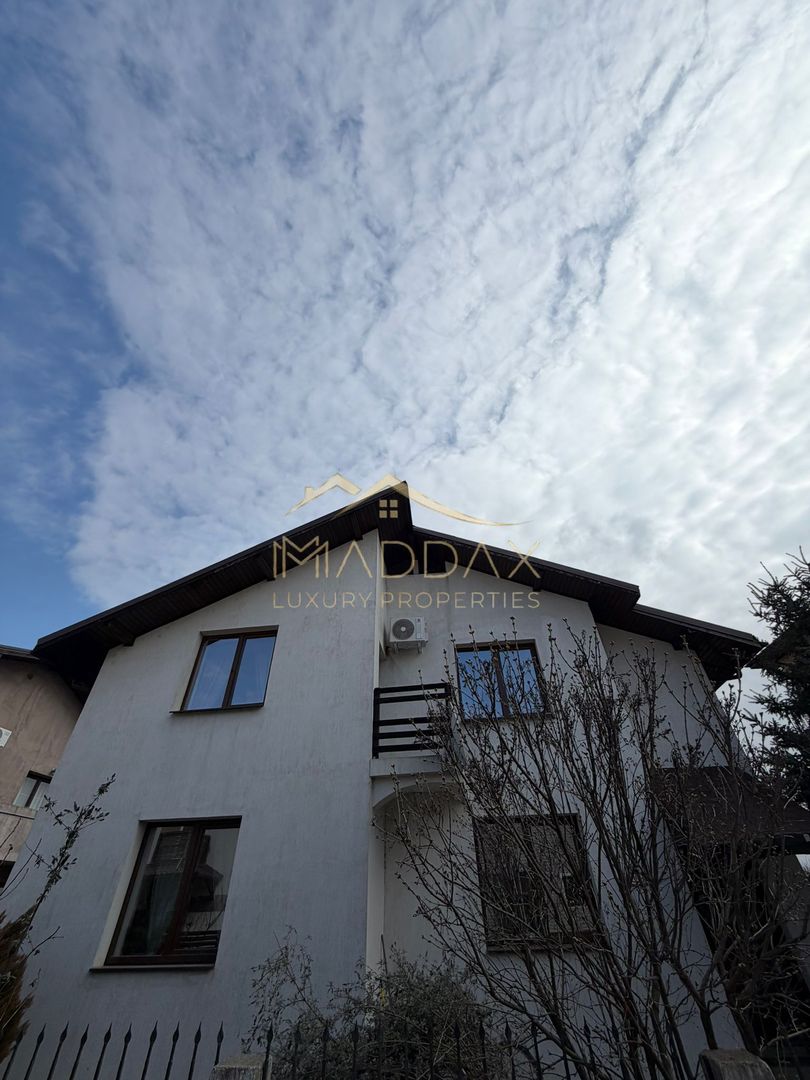 Vila spatioasa cu vedere spre lac Corbeanca - Poză 2