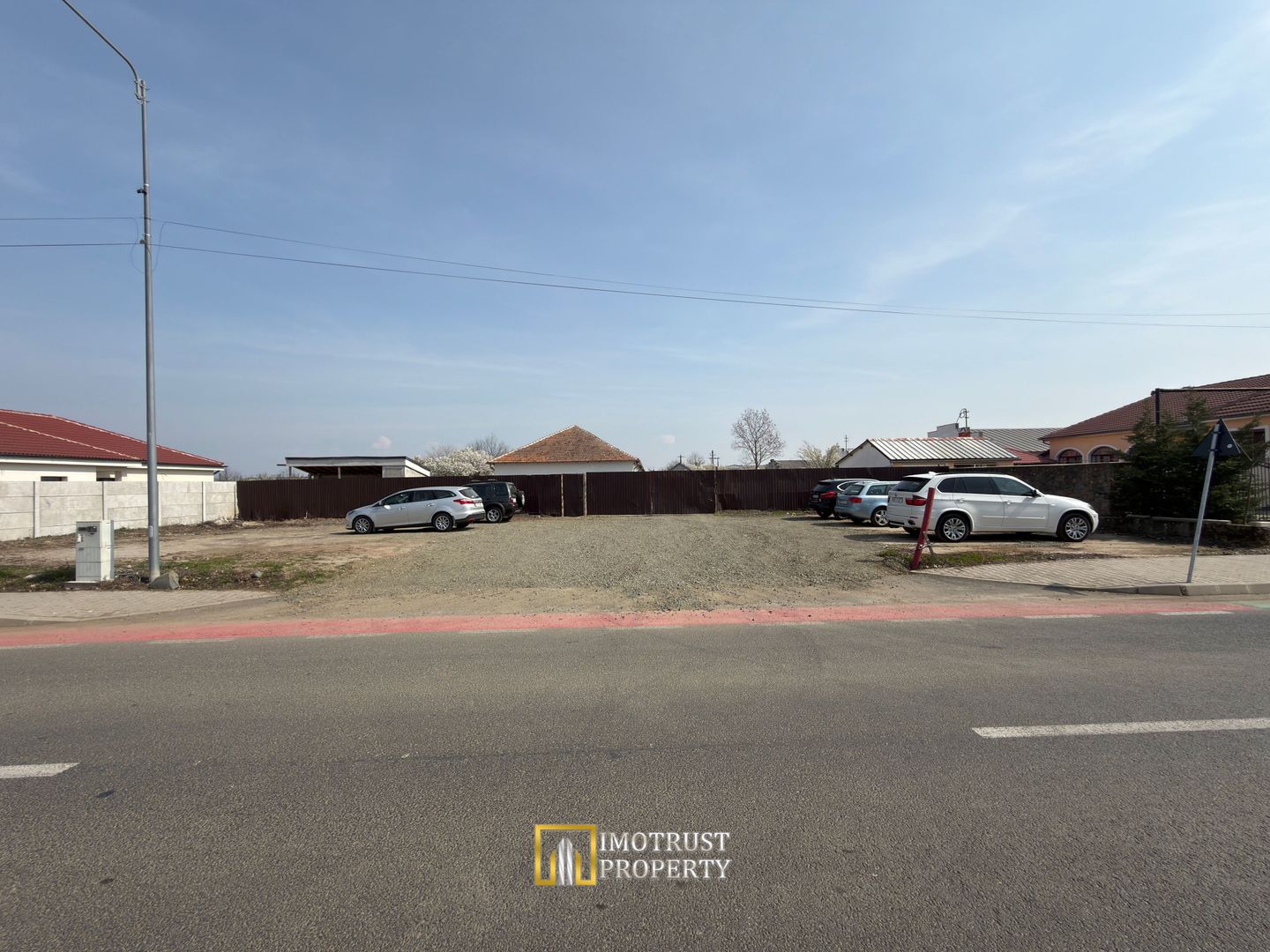 Hala + teren de închiriat pentru service auto / dezmembrări / depozit - Poză 1